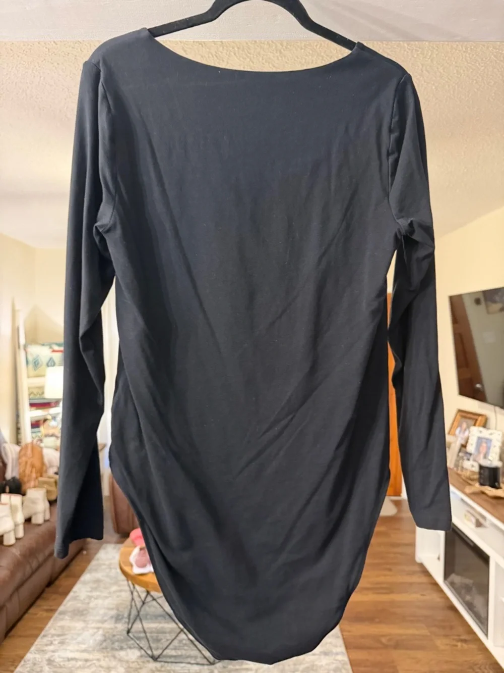 Old Navy Black Long Sleeve Scoop Neck Bodysuit - Picture 2 of 5